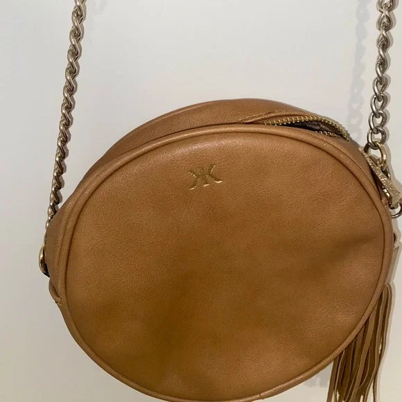 Kelly & Katie tan crossbody bag - Picture 4 of 12